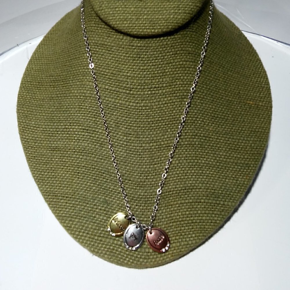 Women`s silver tone believe joy peace necklace. 17